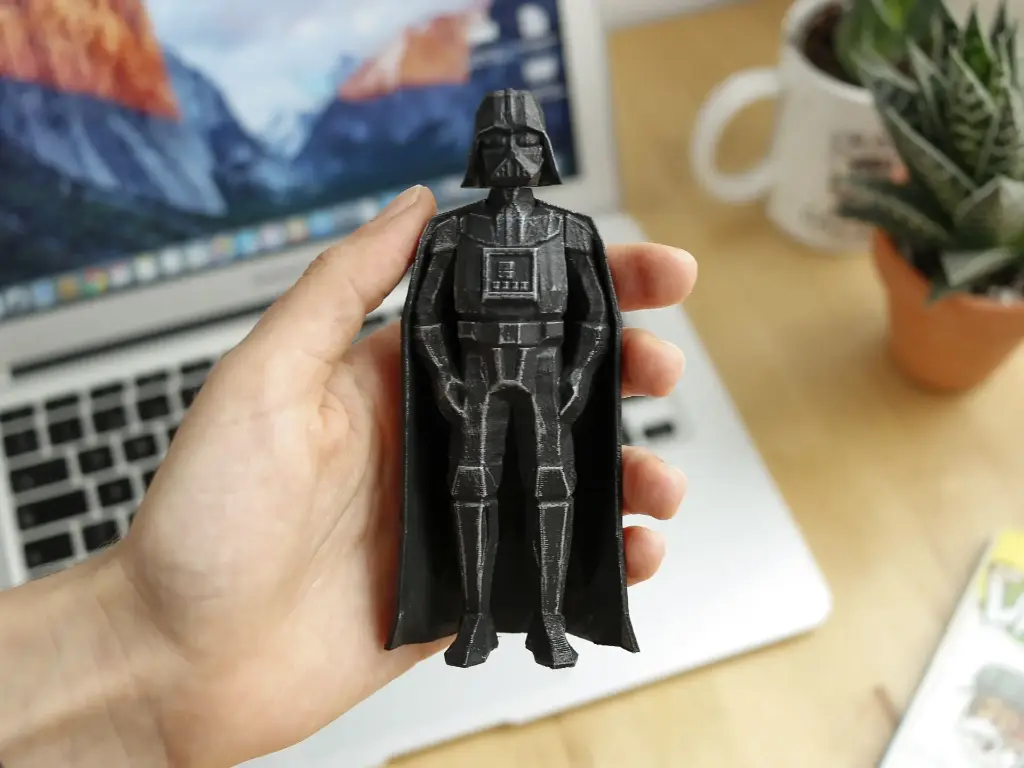 lowpoly_starwars_darthvader1.webp
